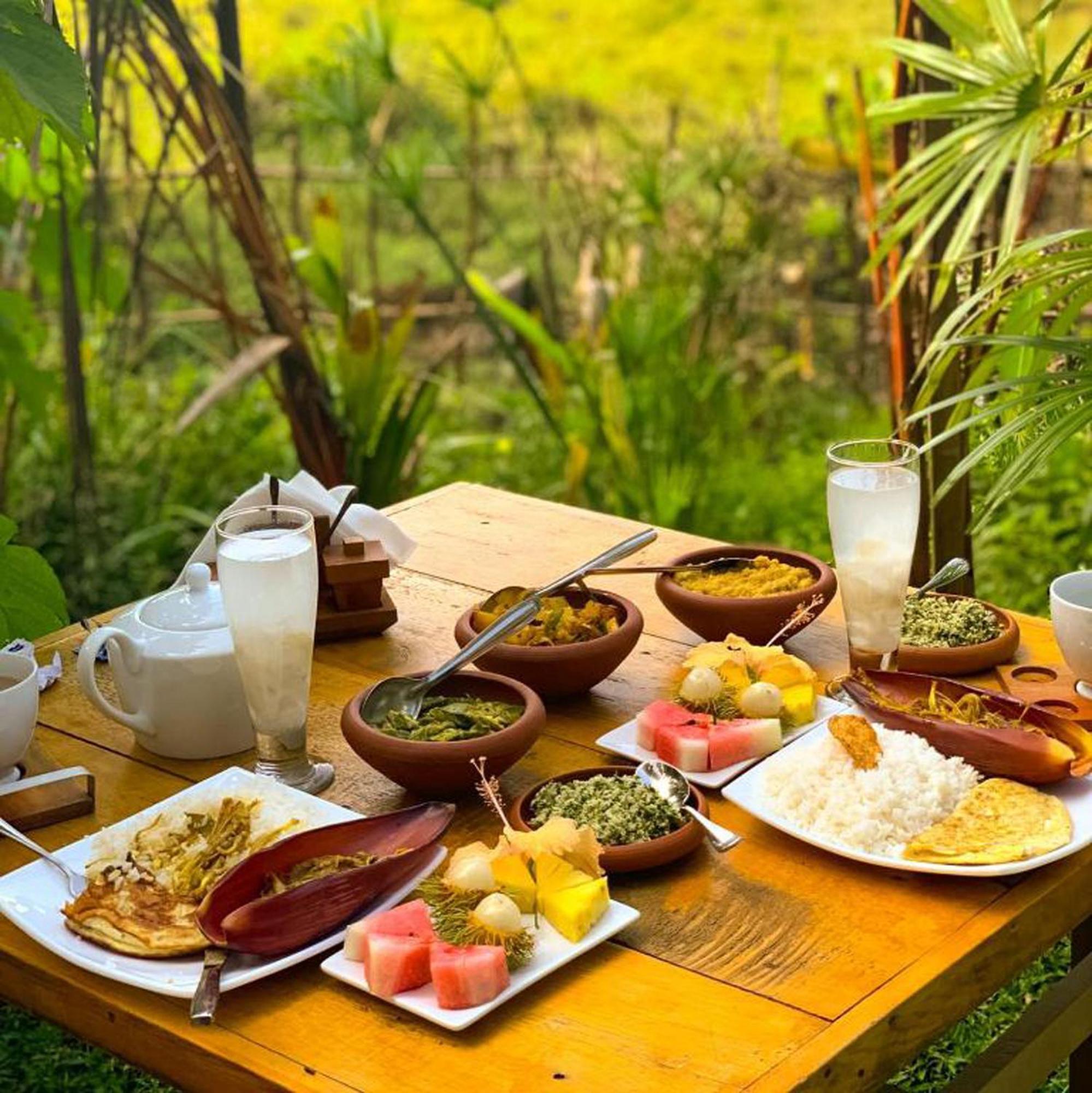 The We2 "Wildwood Elegance Escape" Bed and Breakfast Induruwa Εξωτερικό φωτογραφία