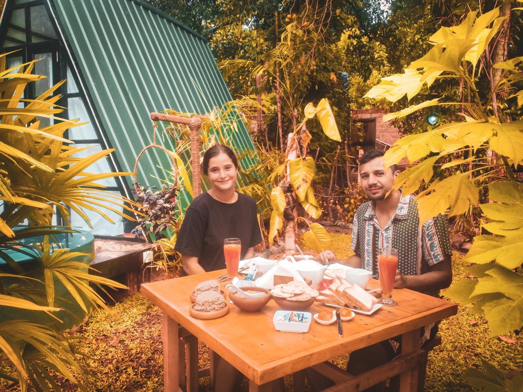 The We2 "Wildwood Elegance Escape" Bed and Breakfast Induruwa Εξωτερικό φωτογραφία